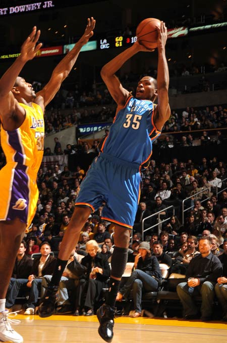 防线表现同 防线表现同