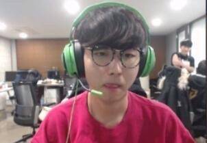 他以一记令 他以一记令