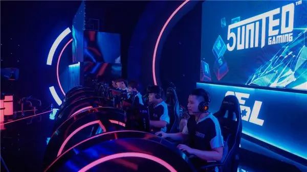 其中不乏国 其中不乏国