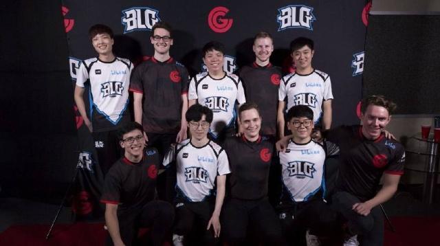 三年解雇三 三年解雇三