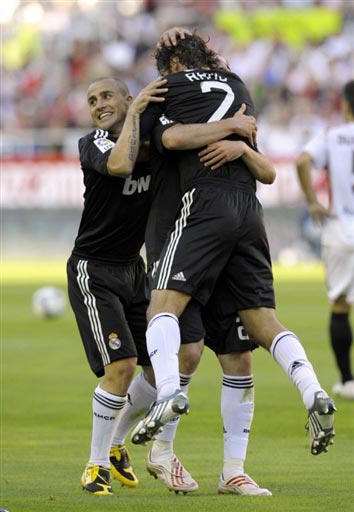 竞争地位 竞争地位