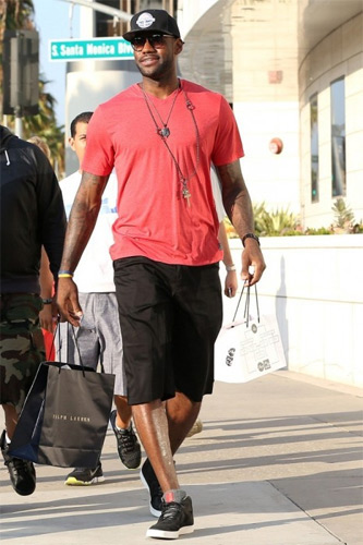 引入判别器 引入判别器