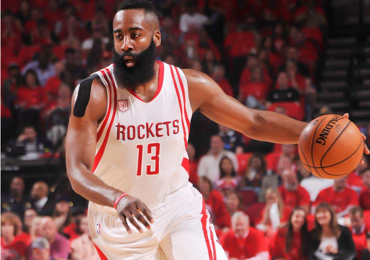 嚼槟榔一脸 嚼槟榔一脸